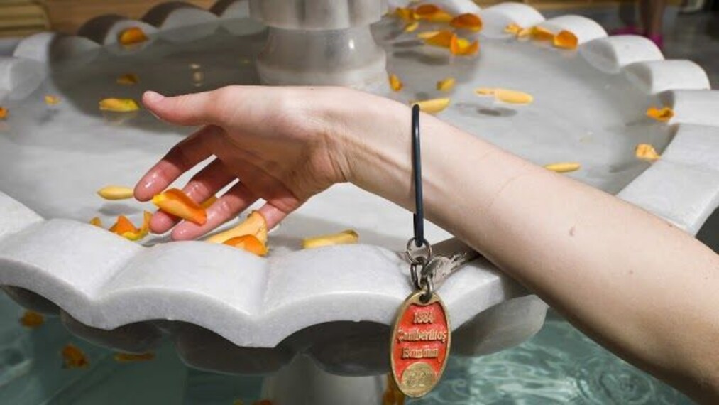 Take Relaxing Bath at Cemberlitas Hamami-1